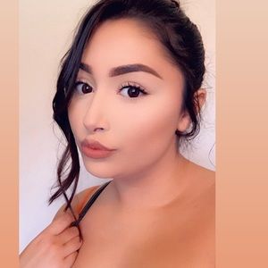 Meet your Posher, Alyssandra